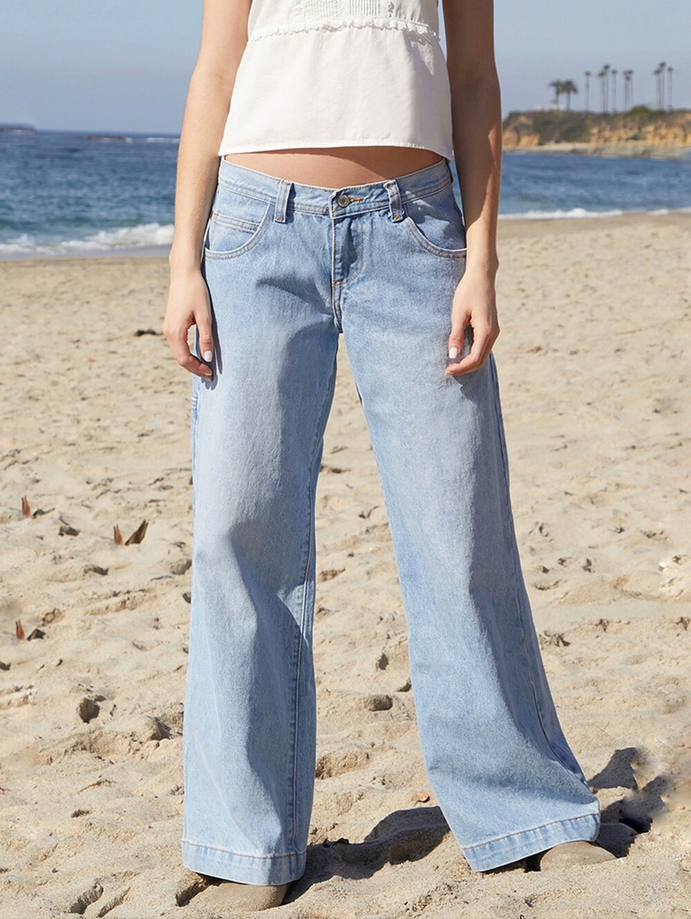 John Galt Light Indigo Gracie Low Rise Baggy Carpenter Jeans size small - Picture 4 of 8